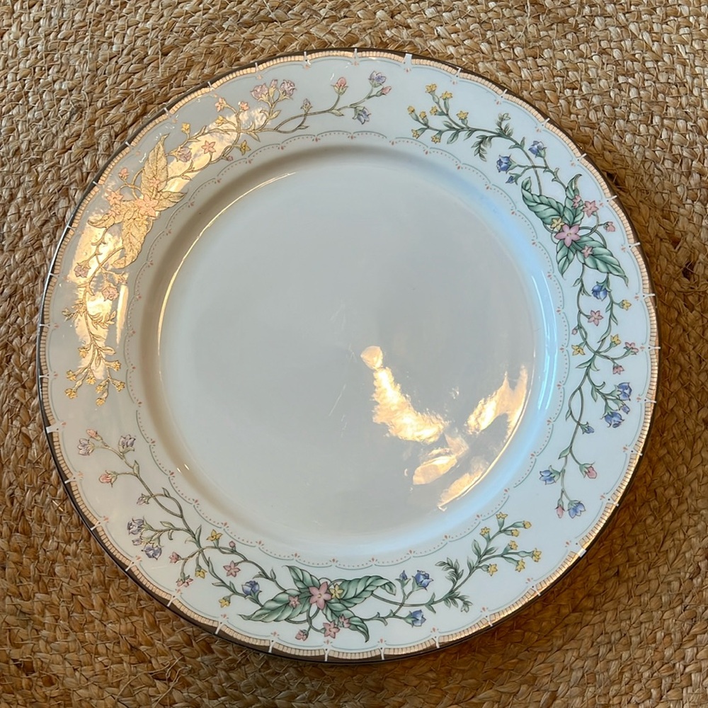 - Farberware Fine China #486 Wellesley 12 1/8" Round Serving Platter Plate…